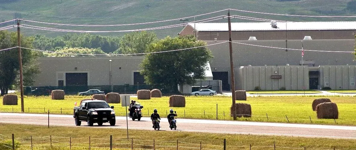 Longest journey on mini-bikes, world record set by Ryan Galbraith and Chris Stinson