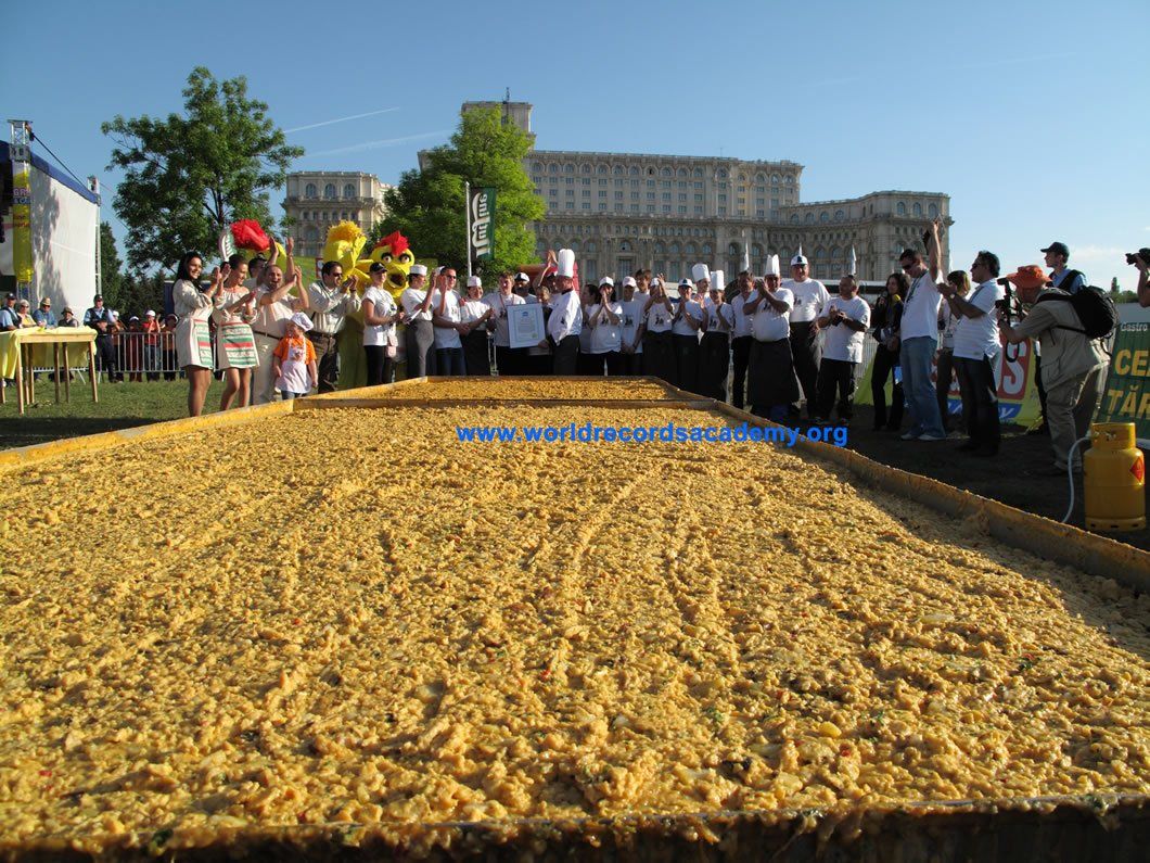 Largest Peasant Omelette: world record set by Master Chef Stefan Bercea