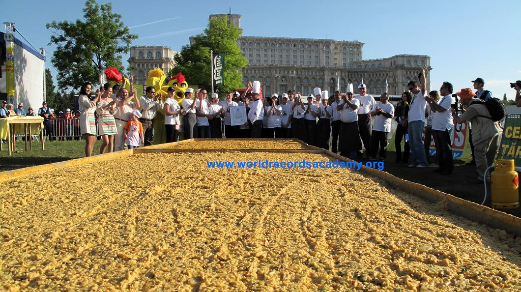 Largest Peasant Omelette: world record set by Master Chef Stefan Bercea 