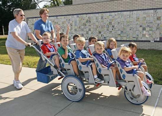 Largest stroller-Berg Design Inc. sets world record