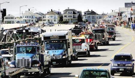 Largest tow truck parade-NHTA sets world record