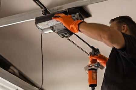 How Much Does It Cost to Fix a Garage Door in Denver?