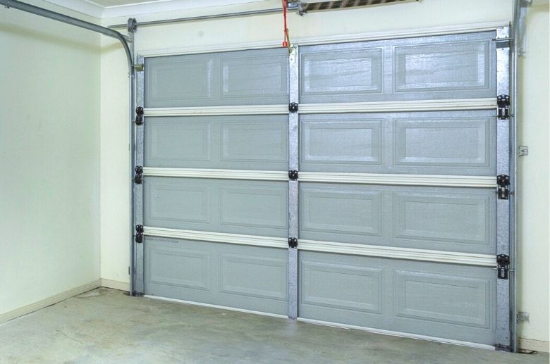 Insulated vs. Non-Insulated Garage Doors: Which Is Right for Your Home?