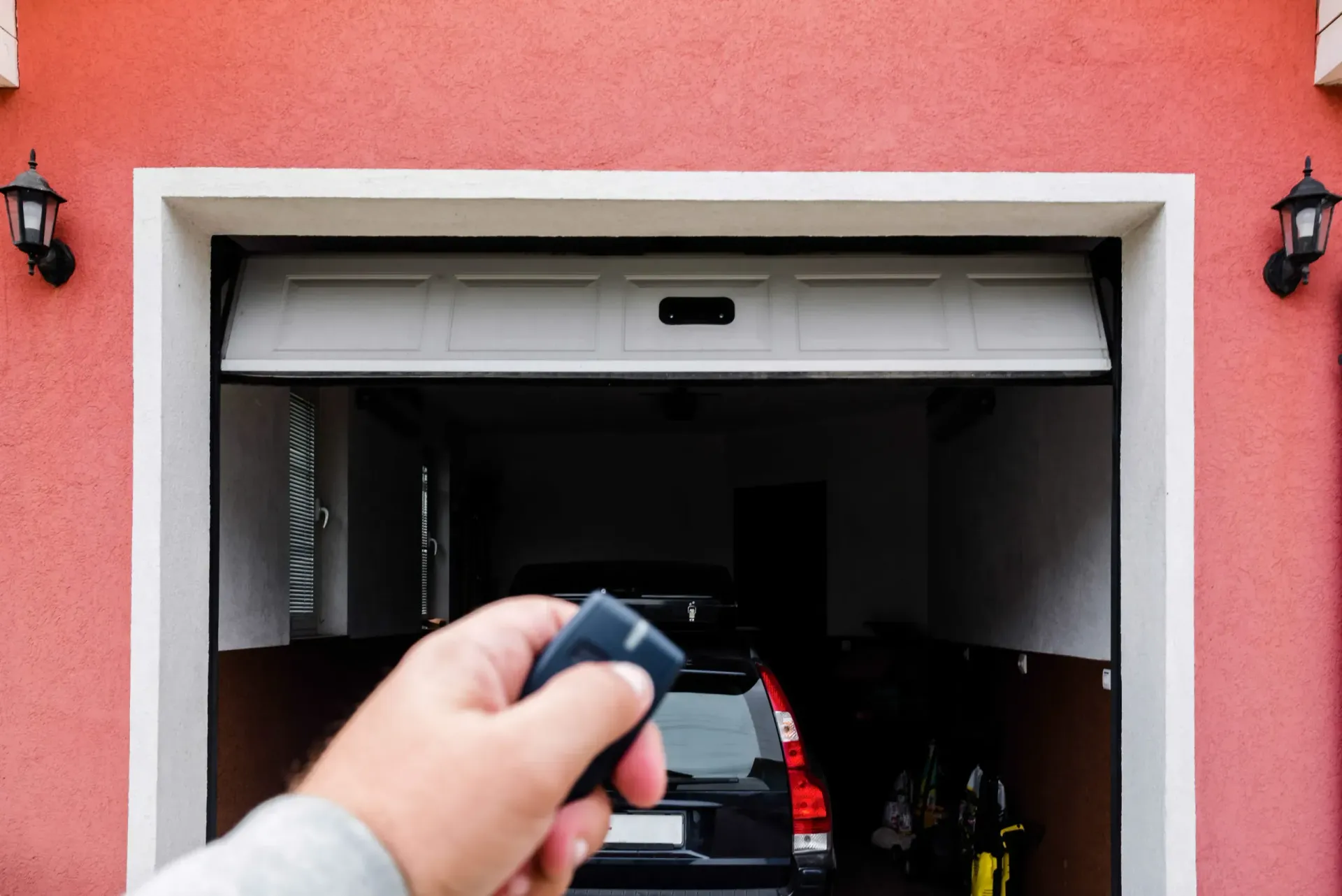 Smart Garage Systems — Common Problems & How to Fix Them