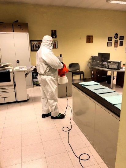 Disinfezione di un ufficio