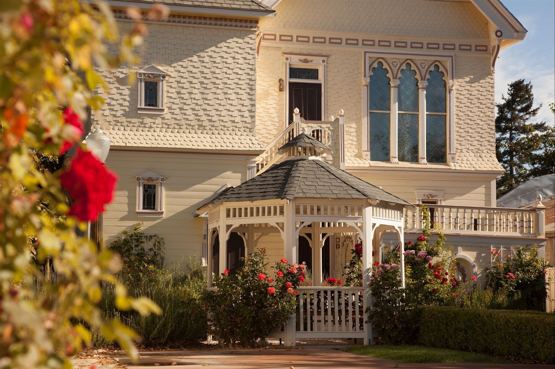 Victorian Mansion Bed & Breakfast — CA 93440