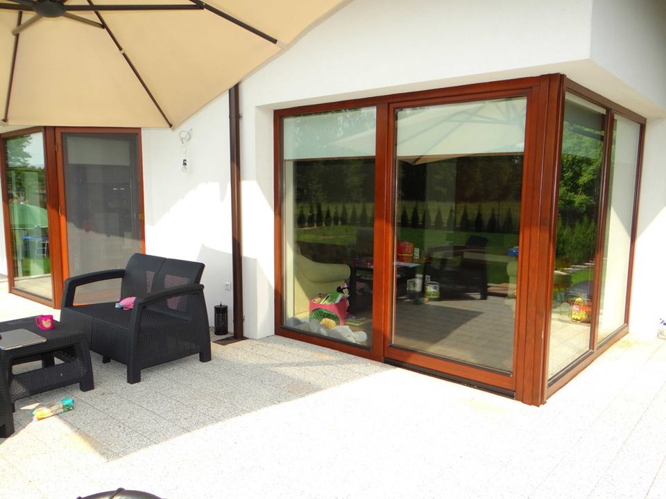 infissi angolari in legno