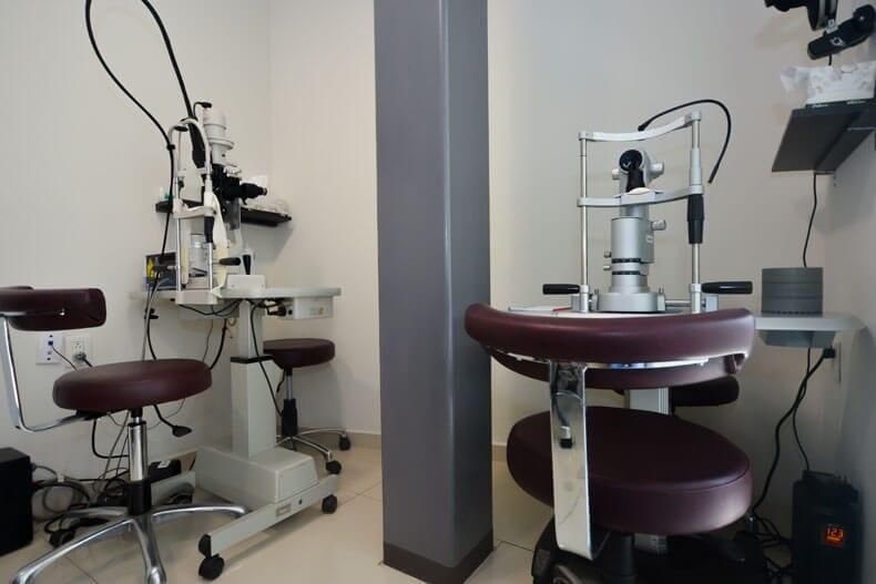 Clínica Moscati Médico-Quirúrgica - Tratamiento mediante: Láser argón y Láser Yag