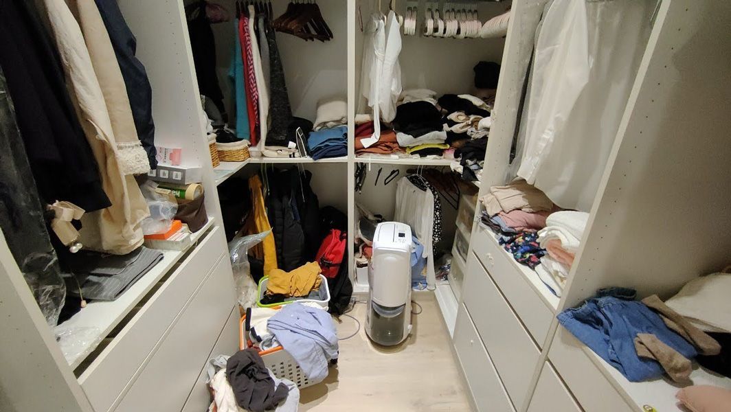 dressing room before