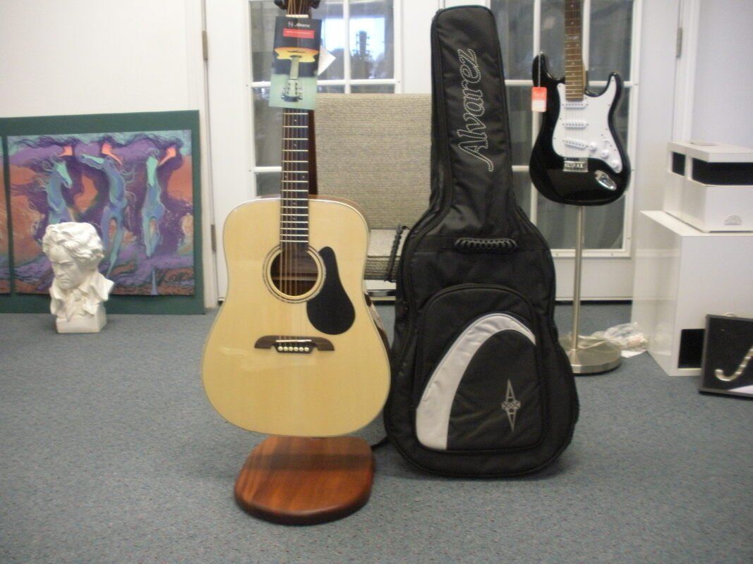 Alvarez Guitars — Plano, TX — Nadine's Music Manor