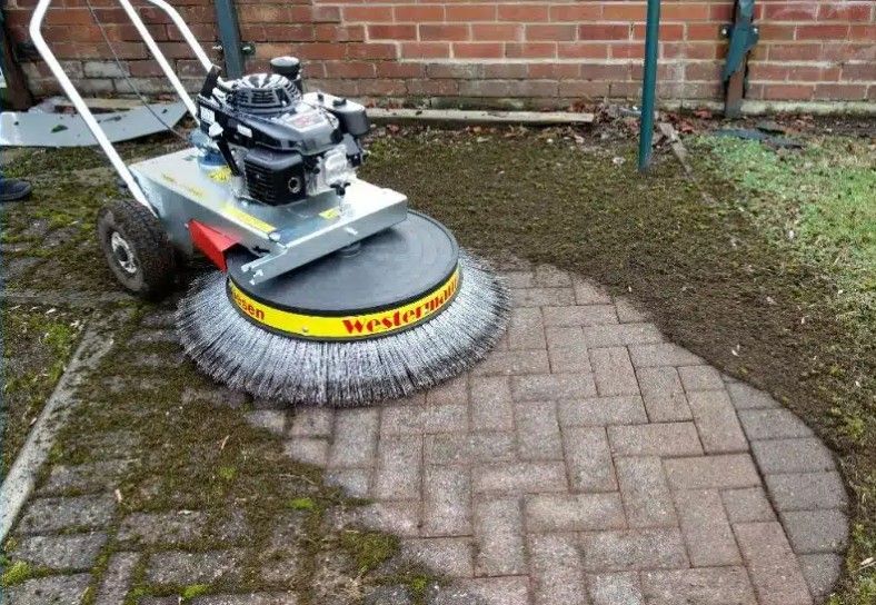 Commercial Wire Brush Paver  and concrete cleaner