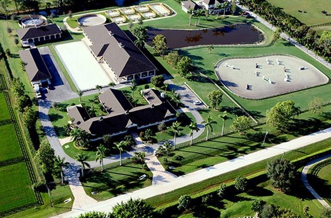 Large, beautiful and expensive equestrian estate in Wellington, Florida