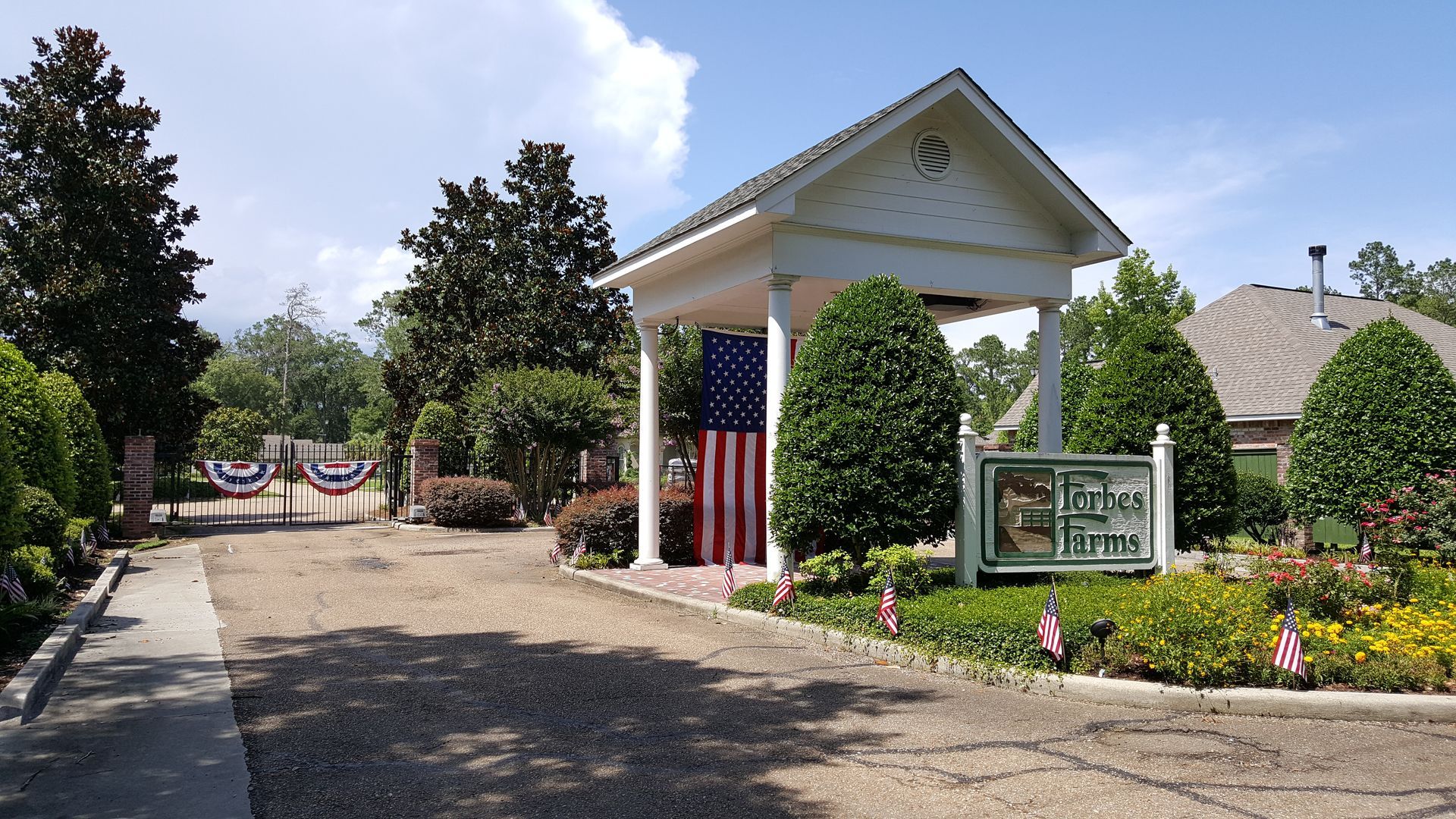 Gated community in Hammond, LA | Homesites for sale in Forbes Farms neighborhood