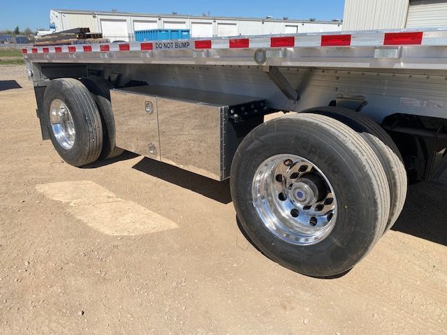 photo of Bunkr toolbox on Reitnouer flatbed trailer