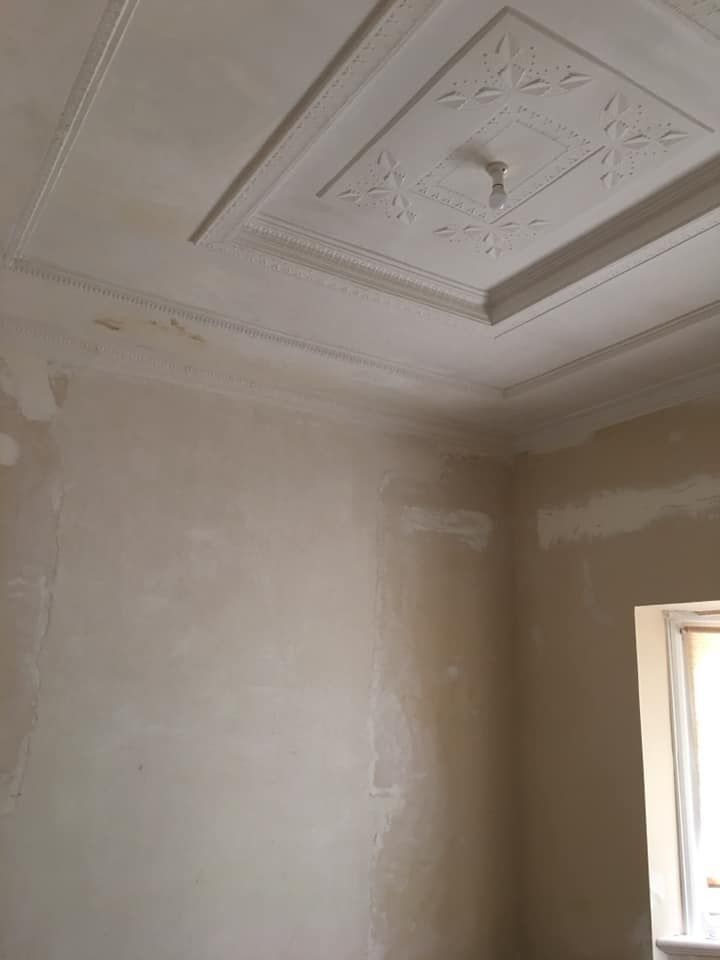 Bulb On Ceiling - Adelaide, SA - Master Plasterers