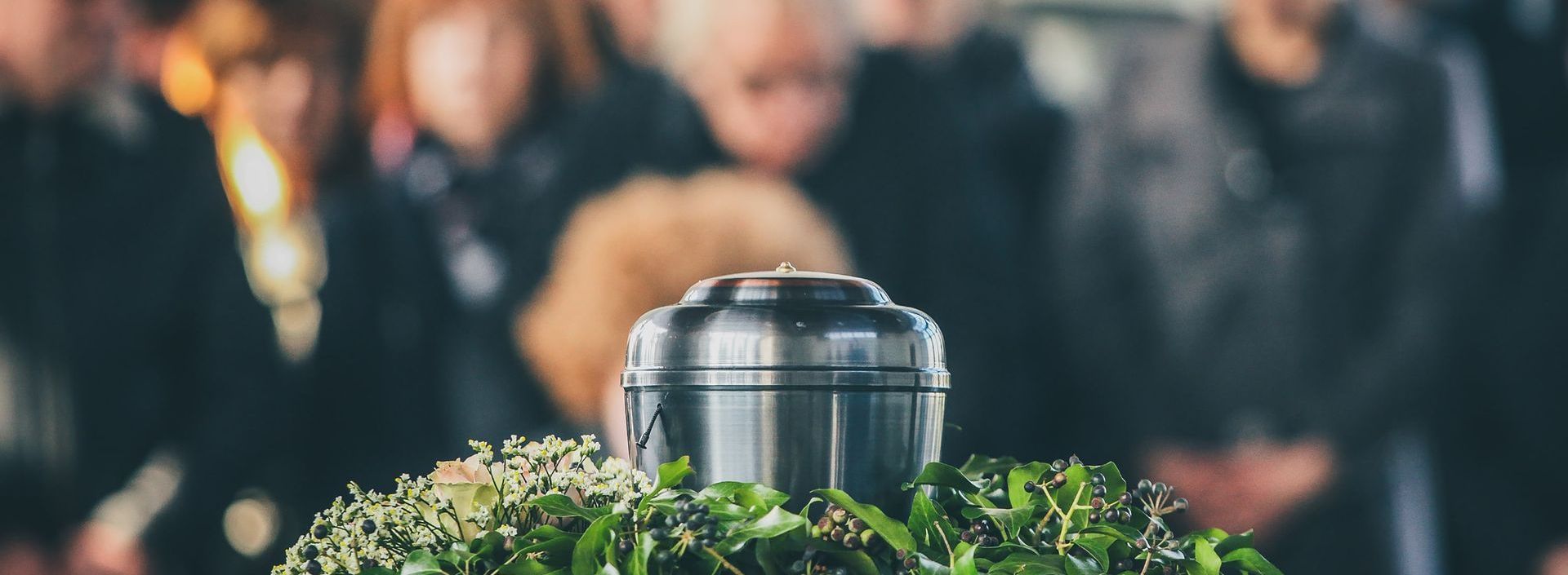 ashes urn