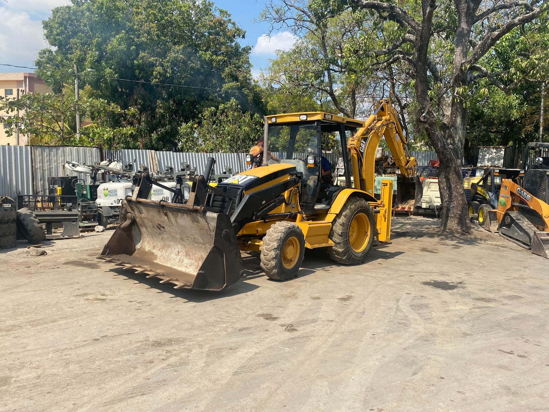 Tequisal, VENTA Y RENTA DE EQUIPOS DE CONSTRUCCION