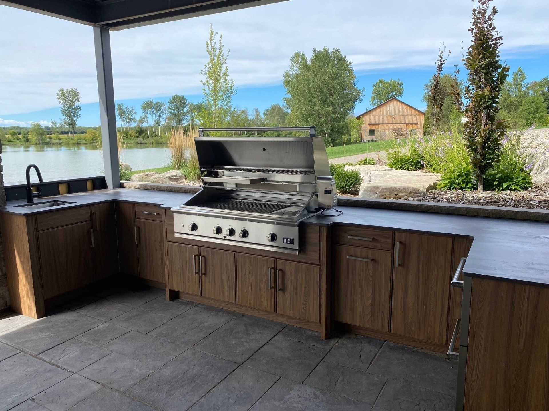 Custom Outdoor Kitchen