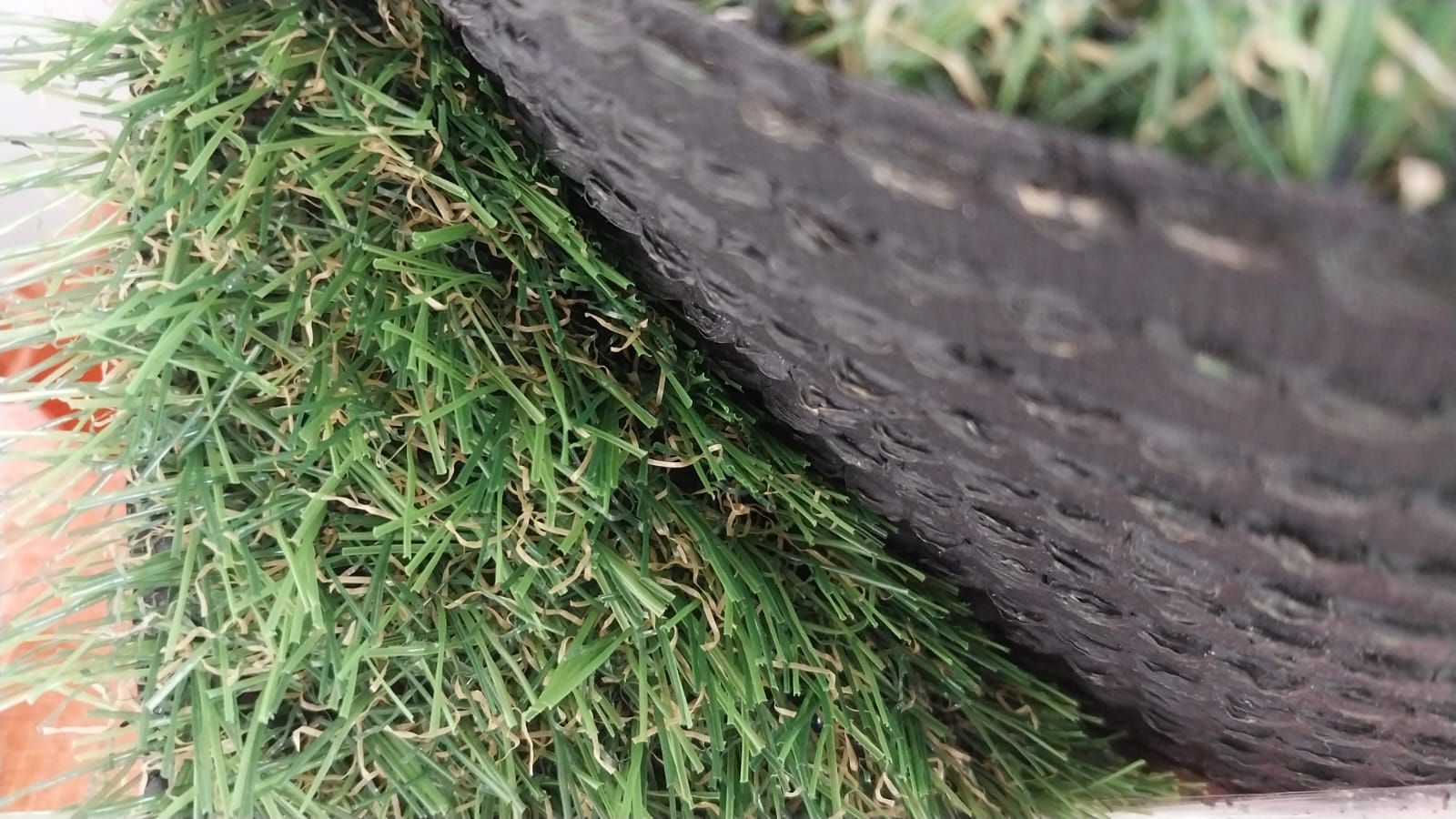 CÉSPED SINTÉTICO OTOÑO CORTO SOFTE