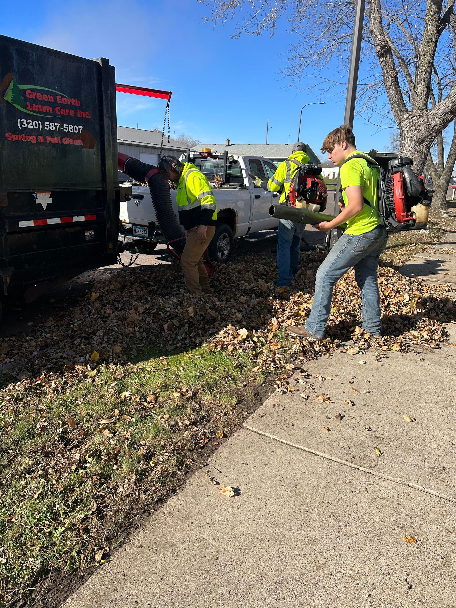 Lawn Experts | Hutchinson, MN | Green Earth Lawn Care