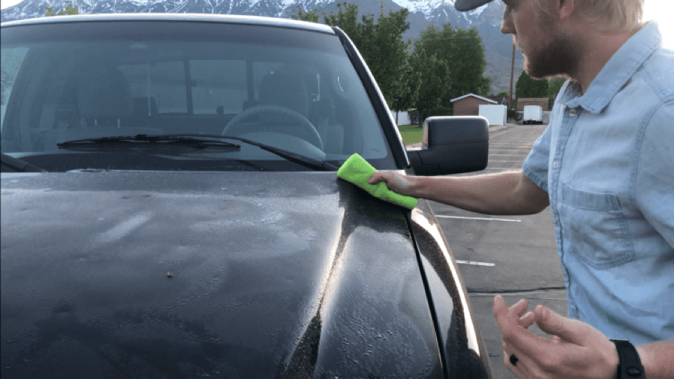 HOW TO CLEAN YOUR BACK WINDOW WITHOUT HURTING YOUR DEFROSTER WIRES