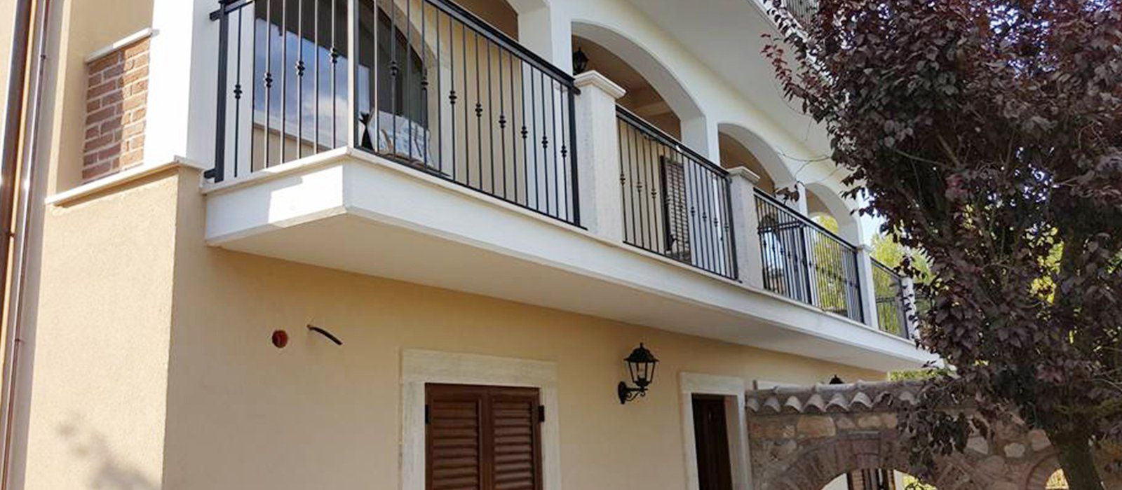 persiane in palazzina elegante