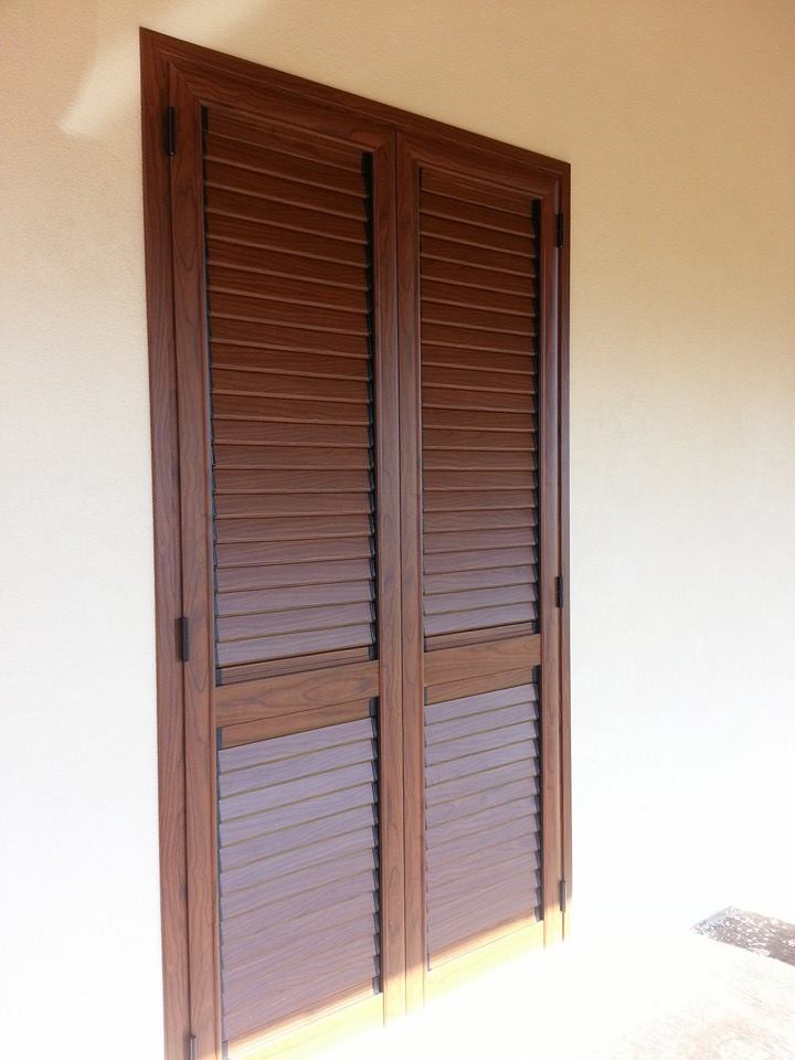 porta finestra con persiane