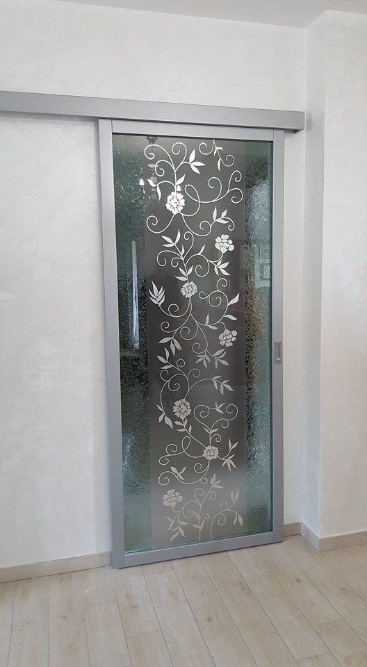 porta per interni decorata scorrevole