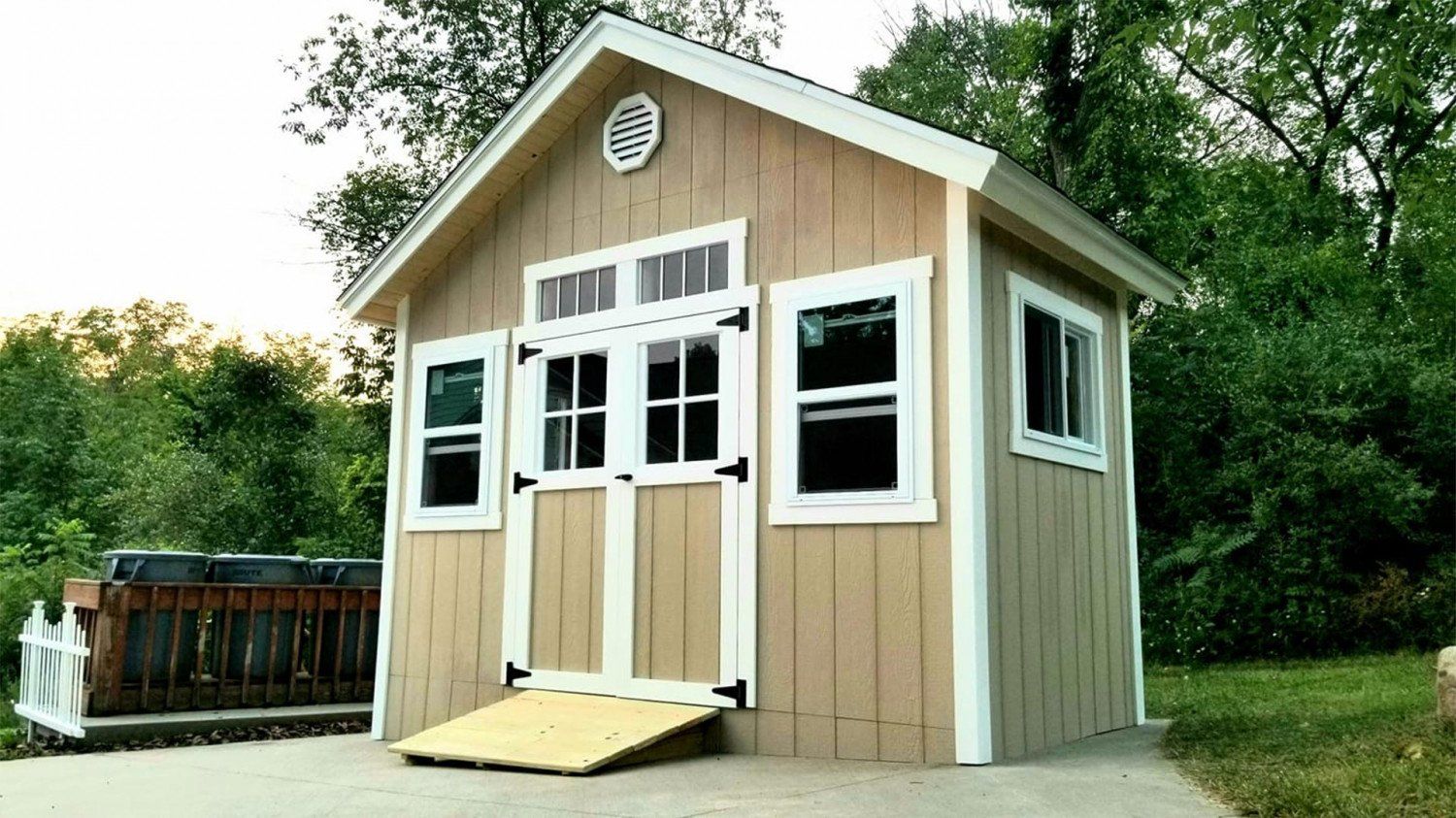 The Shed Crafter custom shed transom windows with ramp