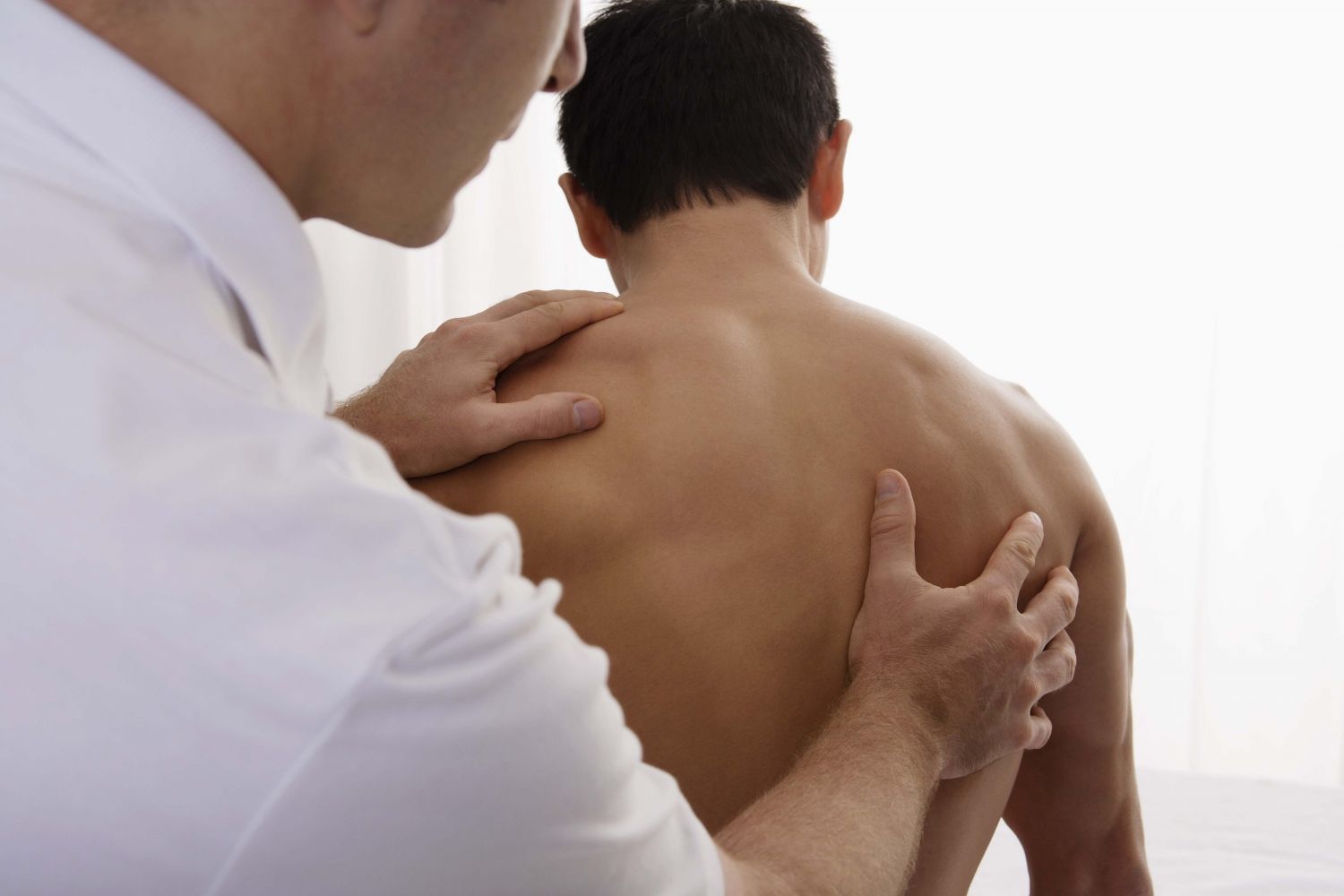 patient receiving services from a chiropractor in High Point, NC
