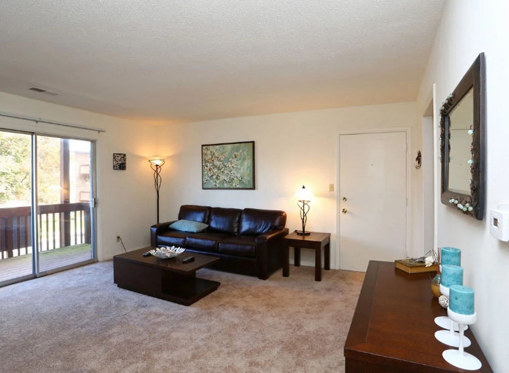 Lincolnshire West | Apartments in DeKalb, IL