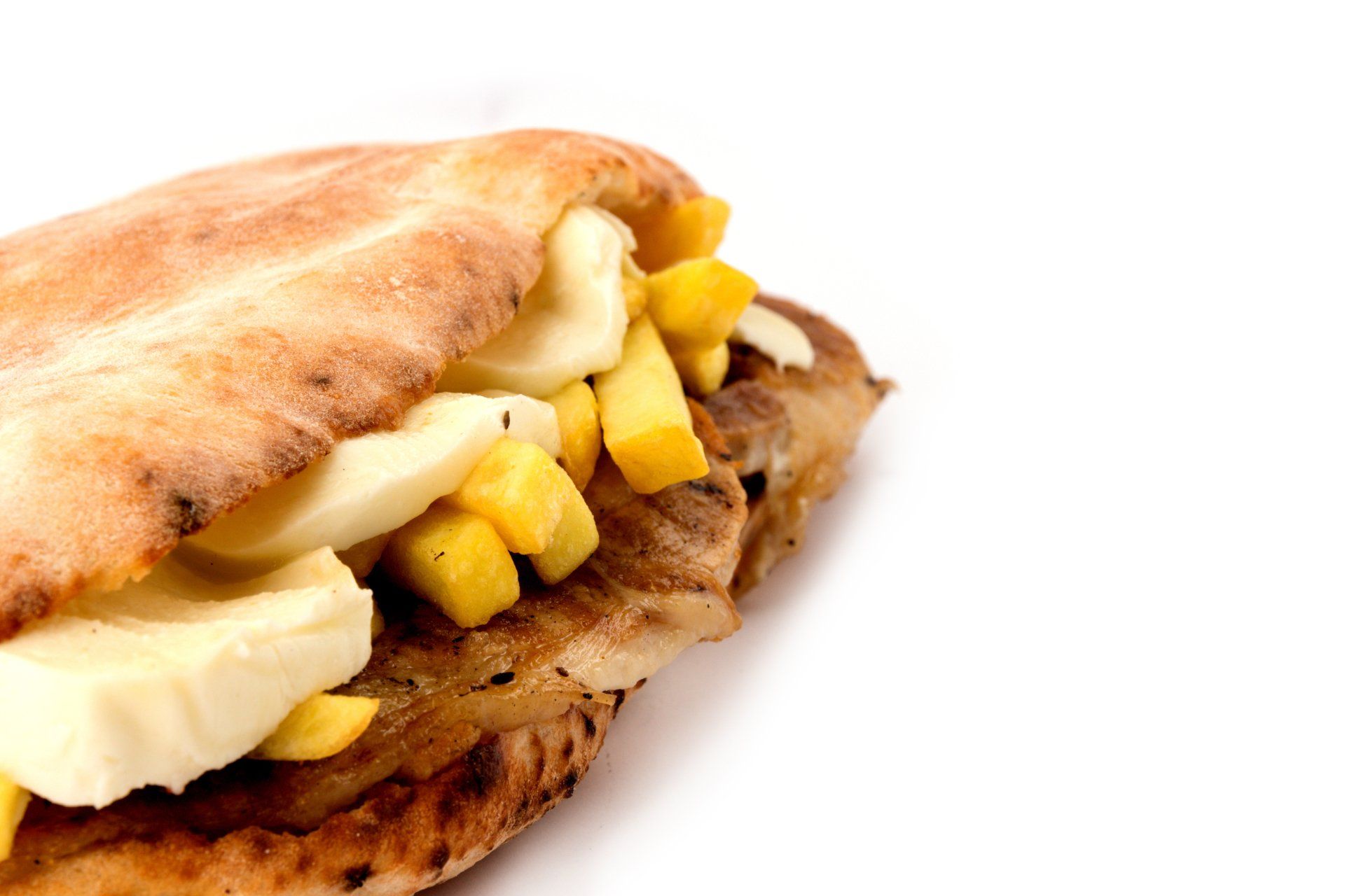 Saltimbocca con porchetta di Ariccia, provola e patatine