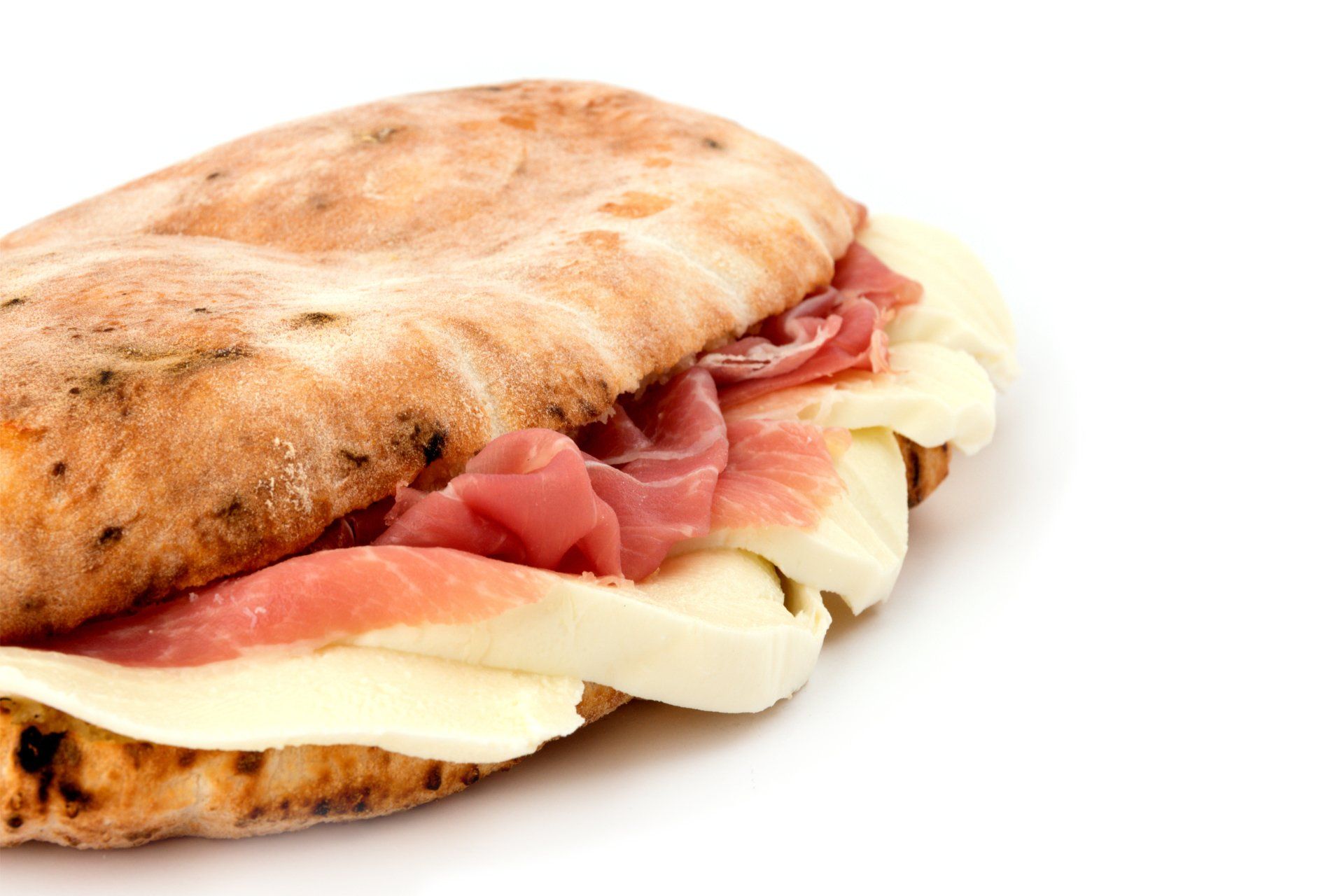 Saltimbocca cprosciutto crudo e mzzarella.