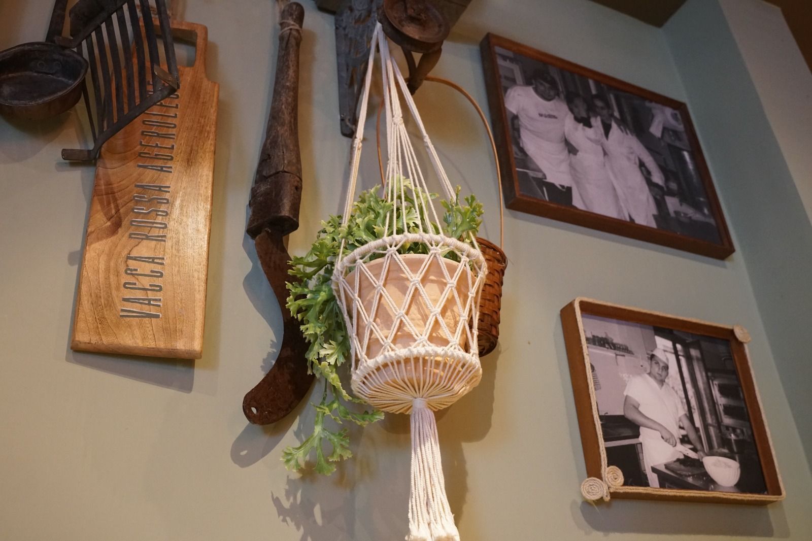 Interni del nuovo Ristorante Trattoria El Poble Via Argine