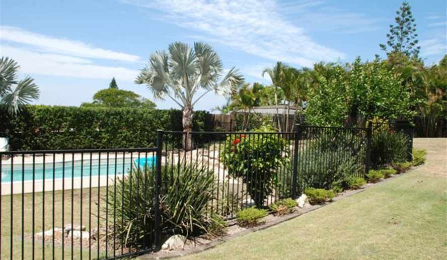 Domestic Tubular Fences - Hardy Fencing NT