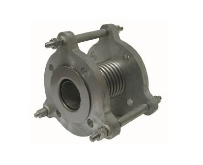 Junta de expansión metálica con bridas atornilladas y fuelles.