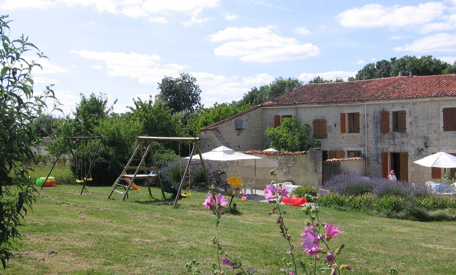 holiday cottage Les Vallaies France