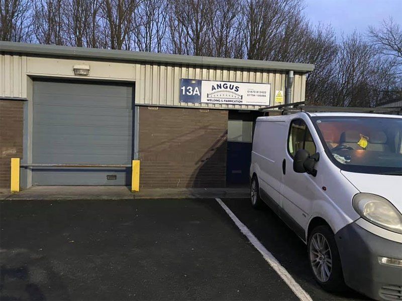 Angus Welding & Fabrication Ltd van and workshop