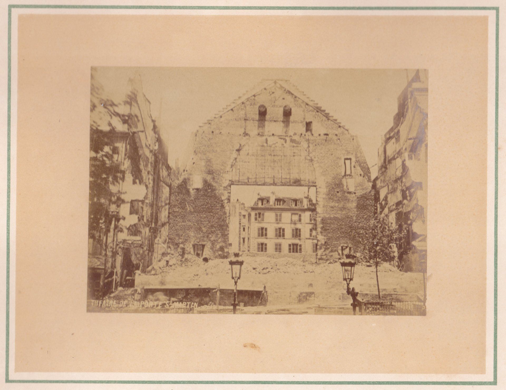 THEATRE DE LA PORTE ST. MARTIN    P.