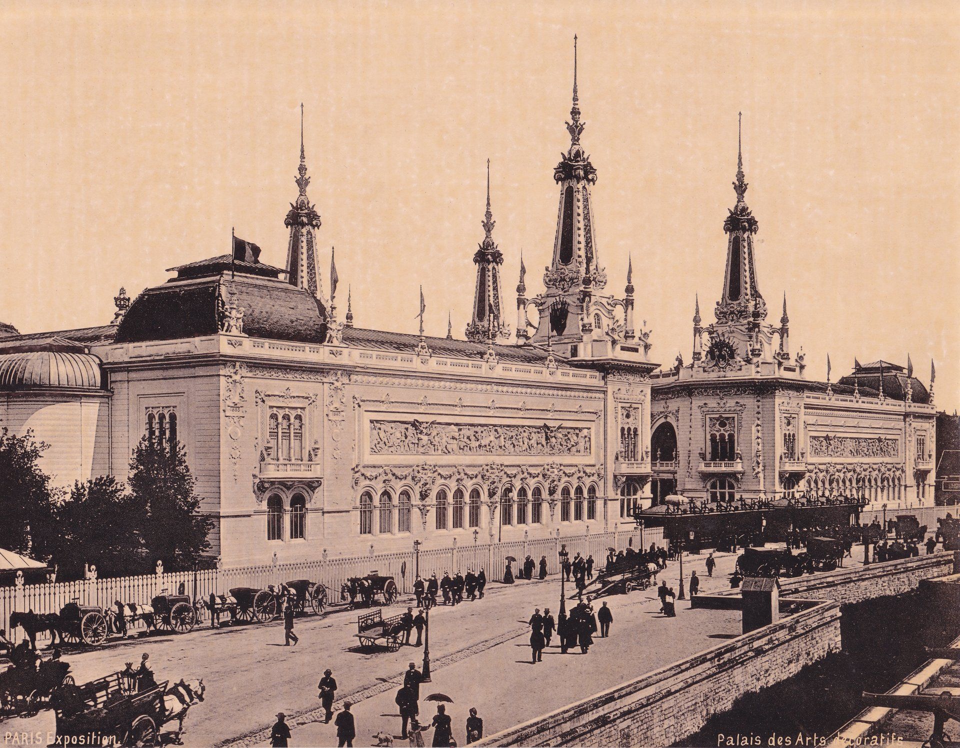 PARIS Exposition. Palais des Arts décoratifs.