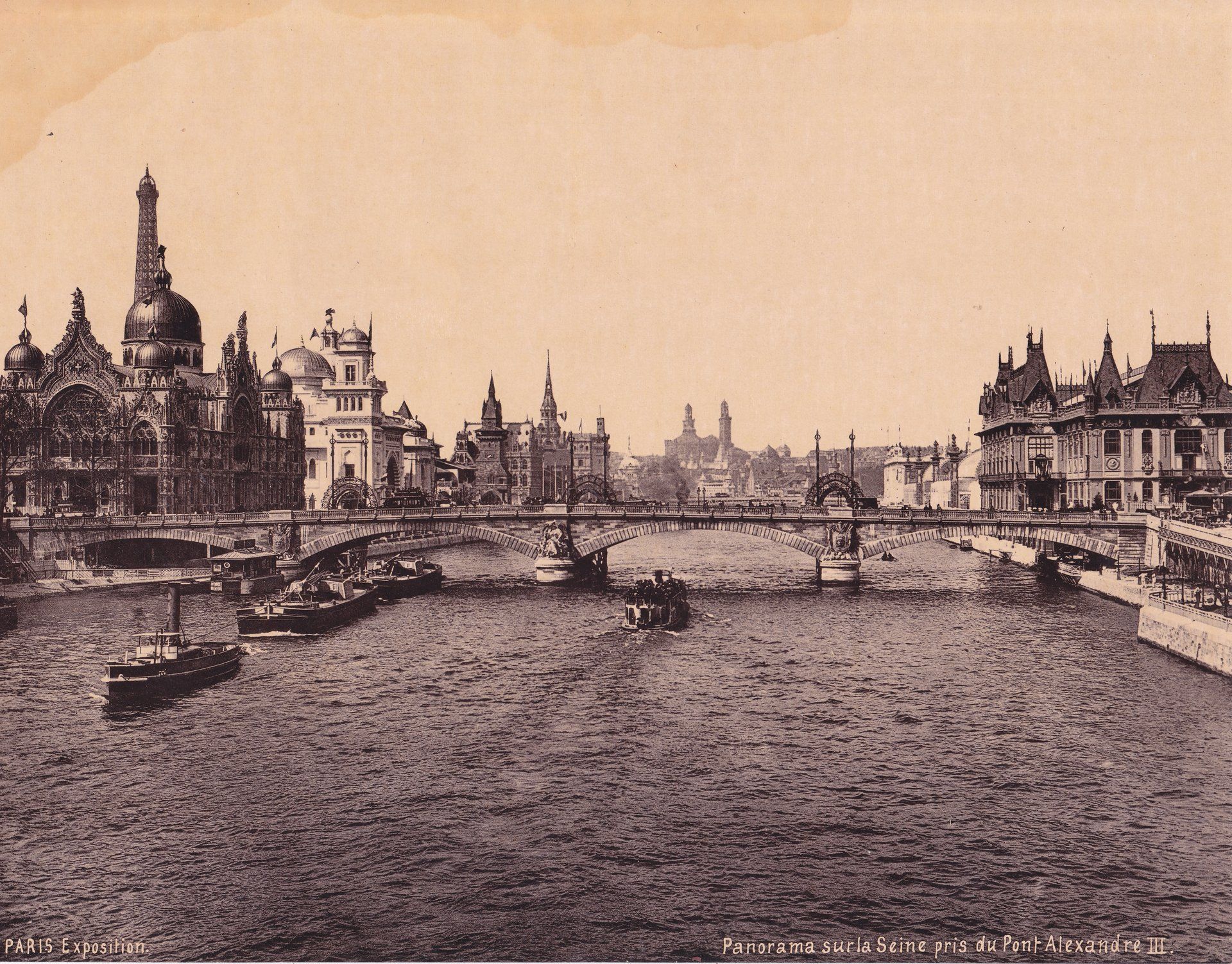 PARIS Exposition. Panorama surla Seine pris du Pont Alexandre Ⅲ.