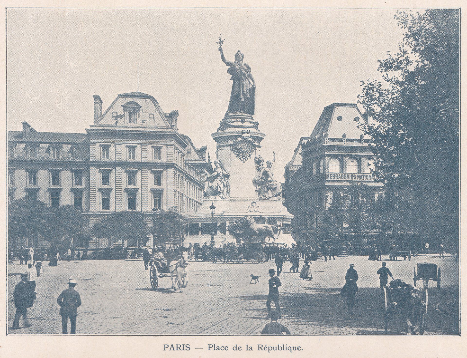 PARIS - Place de la République.