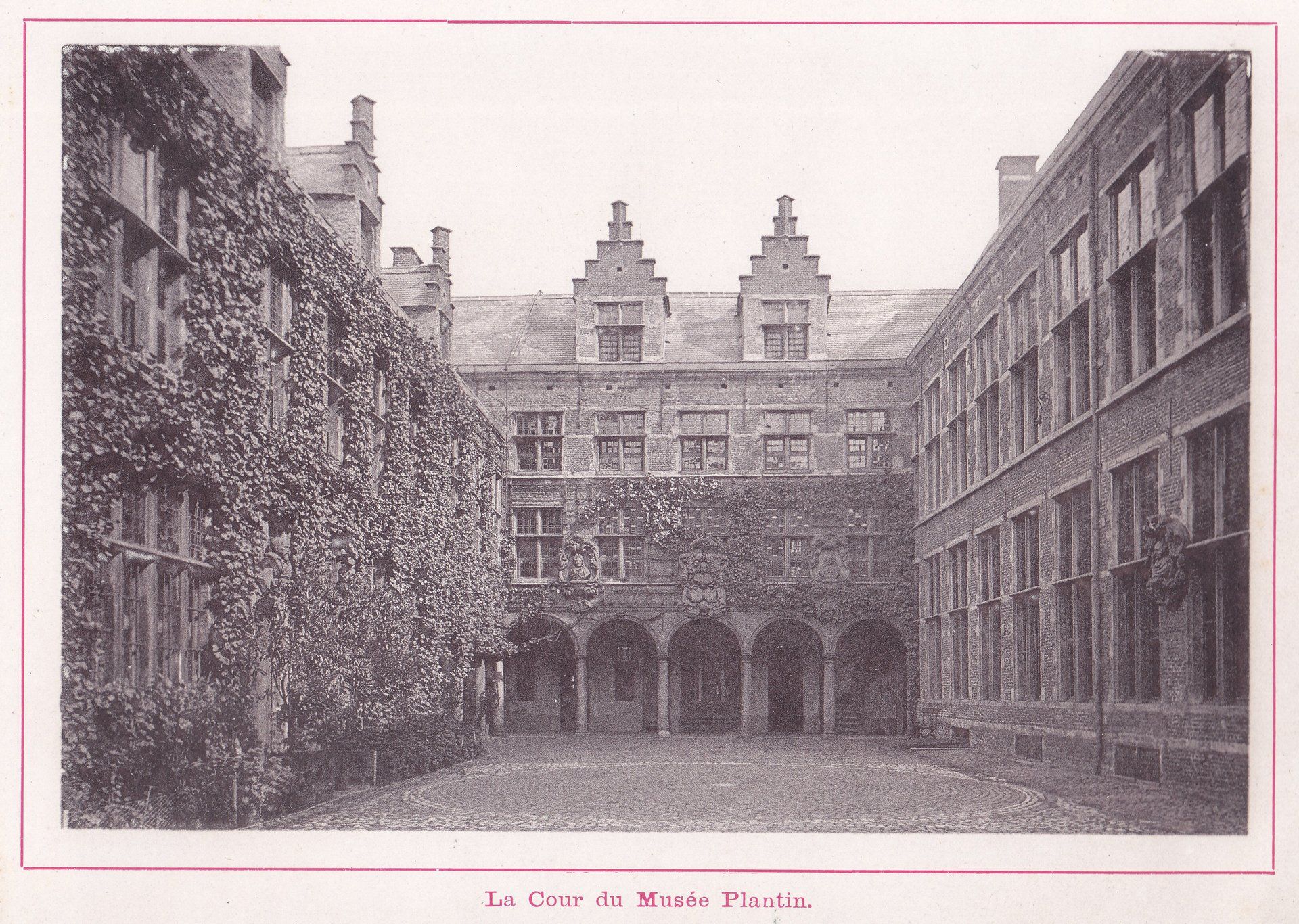 La Cour du Musée Plantin.