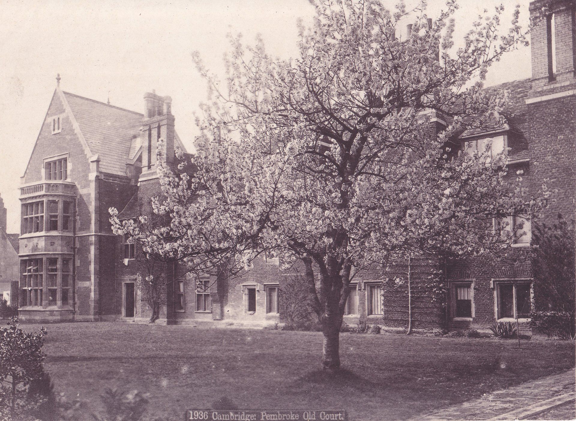 1936 Cambridge: Pembroke Old Court.