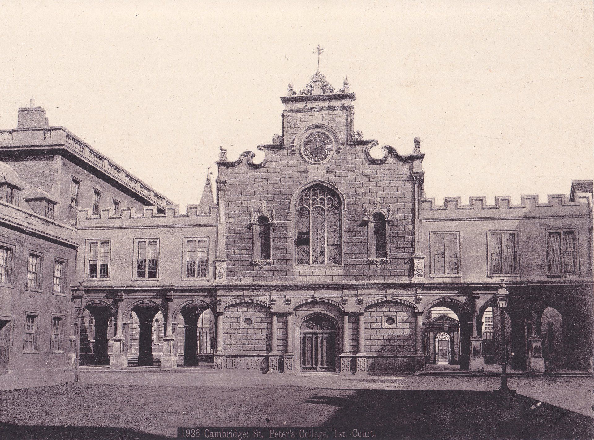 1926 Cambridge: St. Peter's College. 1st. Court.
