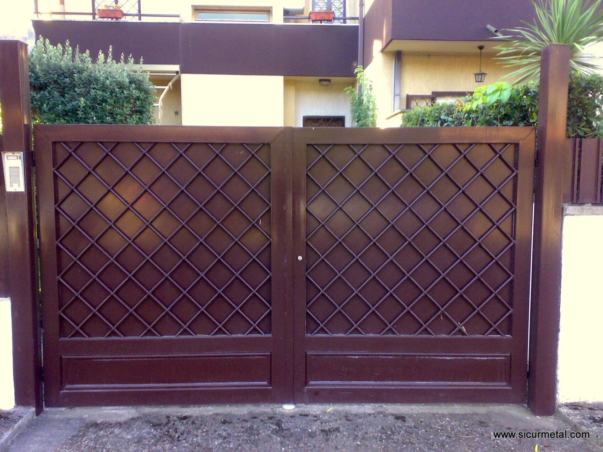 cancello in ferro decorato