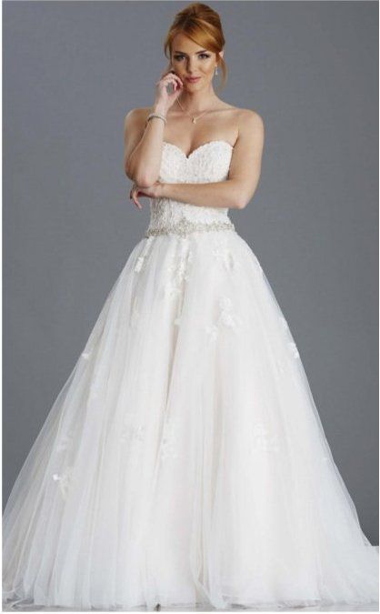 wedding dress shop in middlesbrough