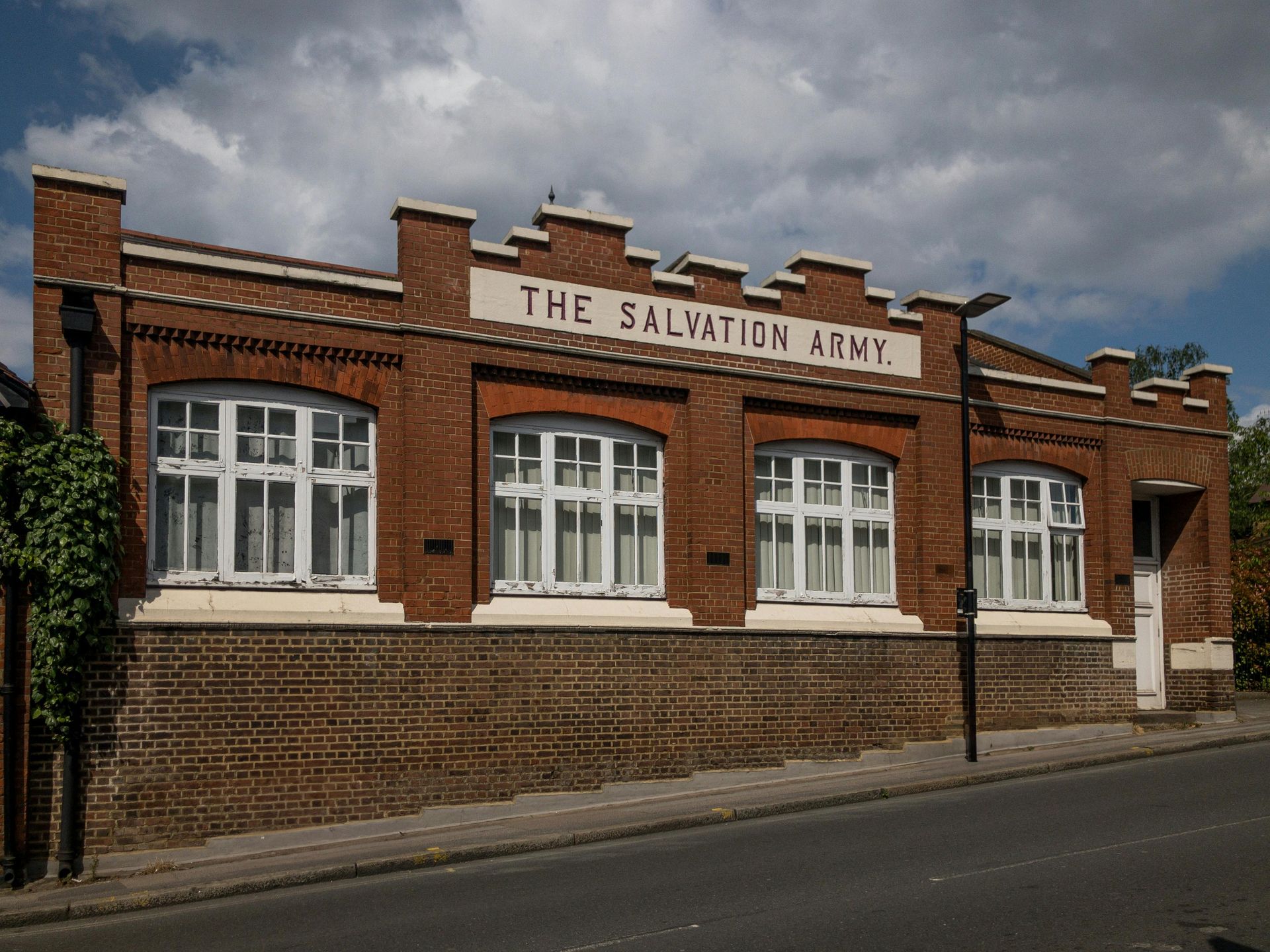 Religious and community building door and hardware repair in NYC, Westchester and Northern NJ