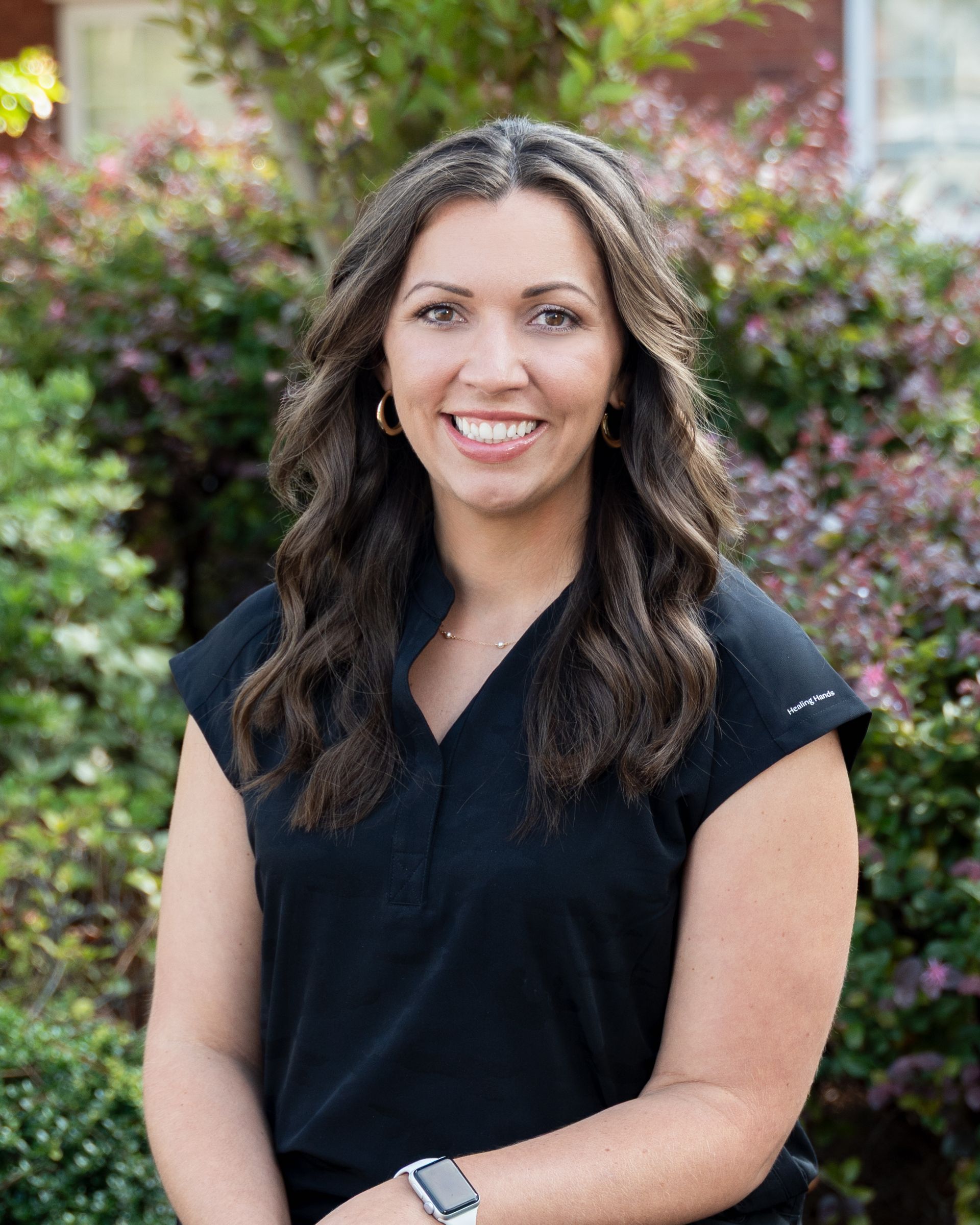 headshot of Makayla Hardeman, MD outdoors