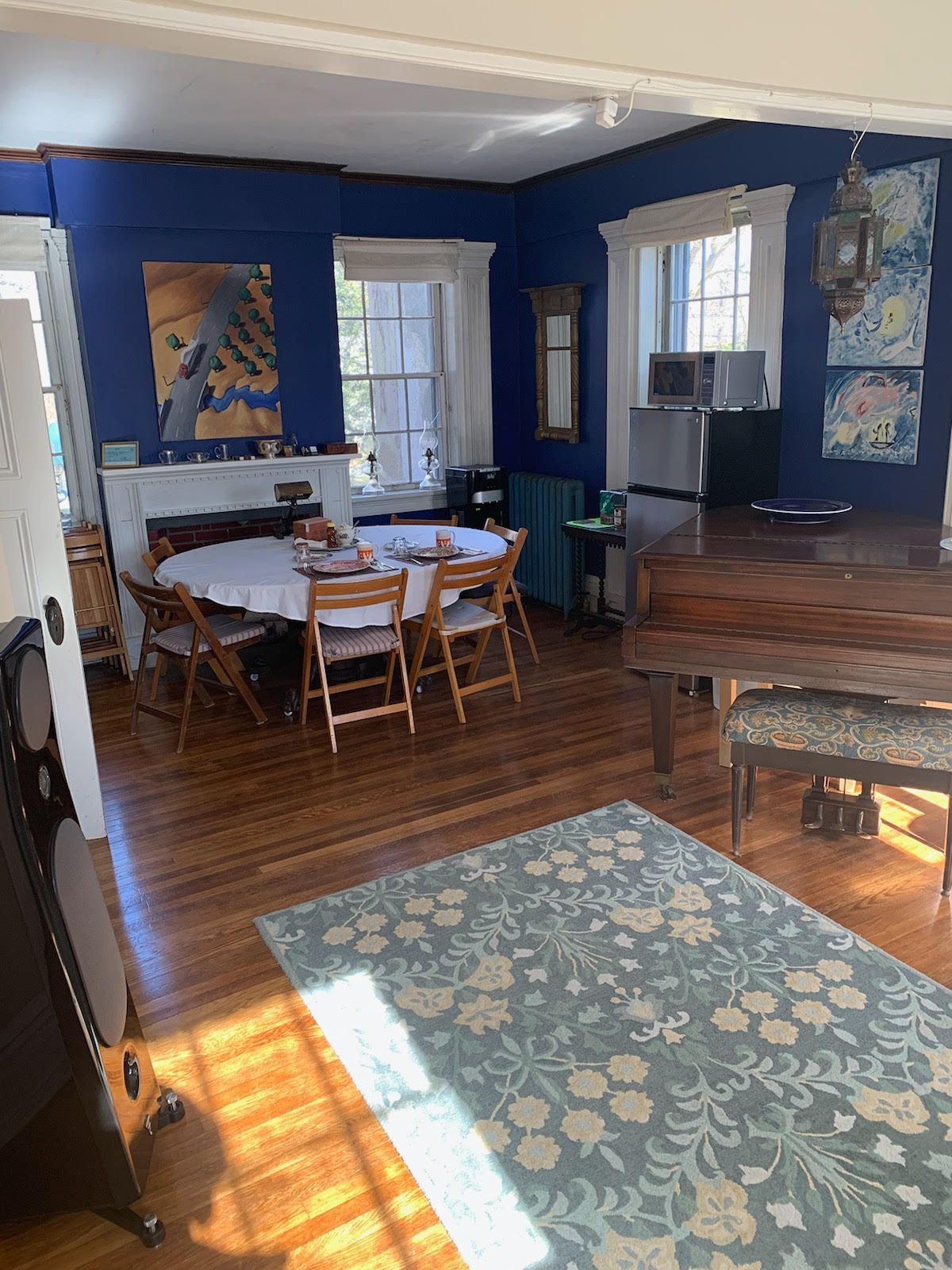 Higganum Common Area for Customers